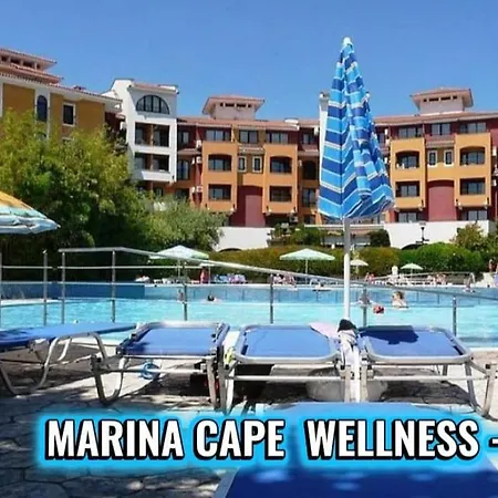 Marina Cape & Wellness-relax Nummer 34-31 *